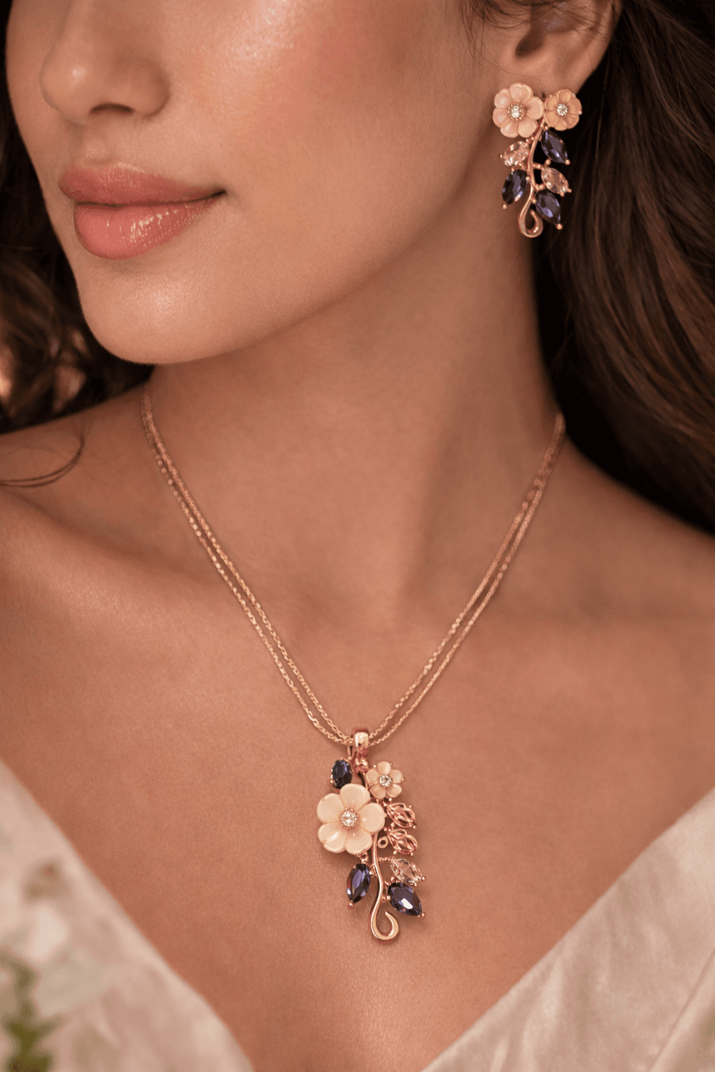 Blossom Vine Pendant Set