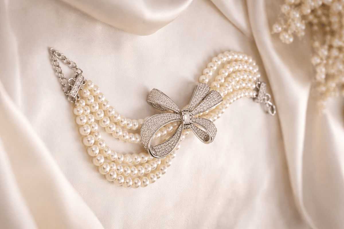 Pearl Cascade Bow Bracelet